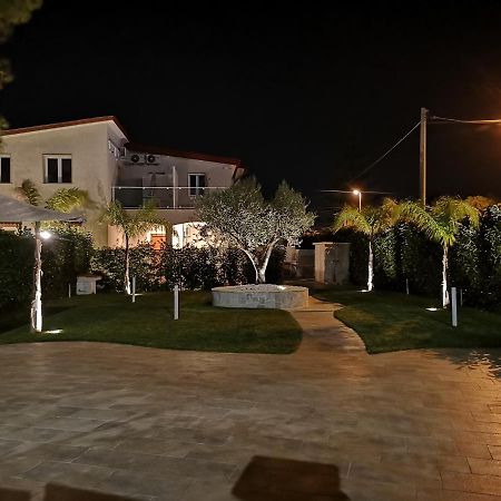 莱波拉诺Casa Vacanze Granieri别墅 外观 照片