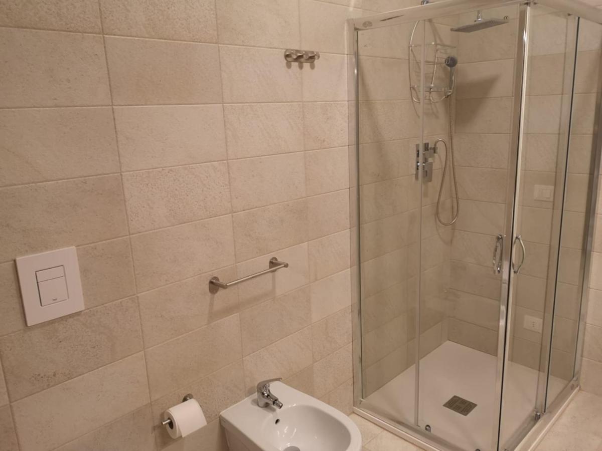 莱波拉诺Casa Vacanze Granieri别墅 外观 照片