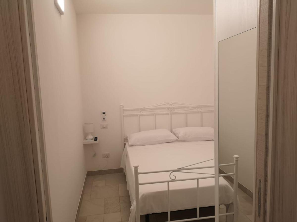 莱波拉诺Casa Vacanze Granieri别墅 外观 照片